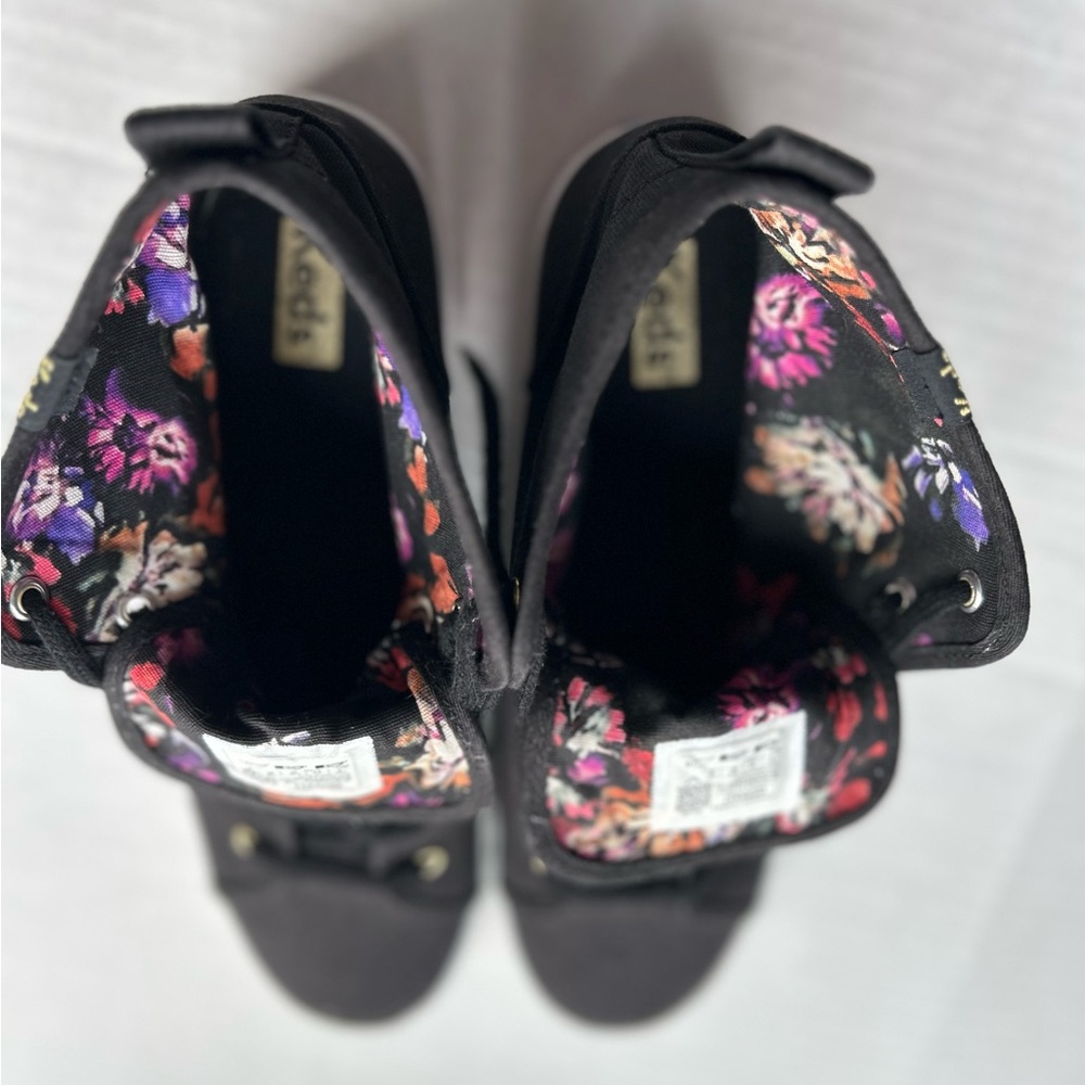 Women’s Keds Black Kickstarter high top Sneakers floral interior size 9
